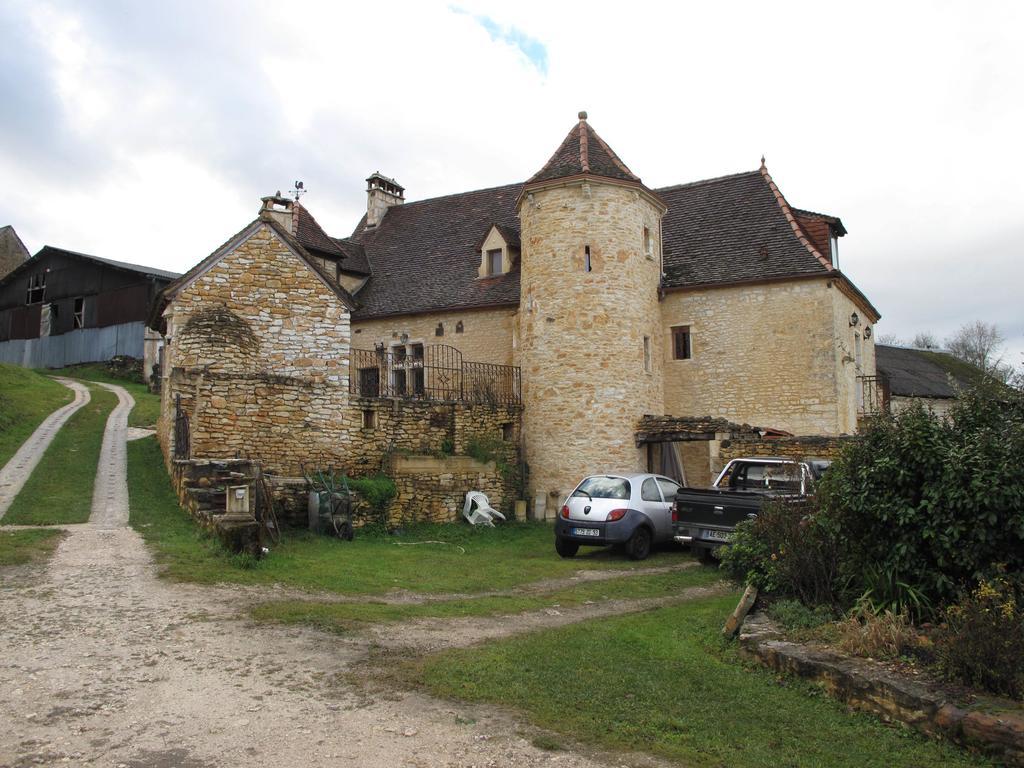 Gites Des 3 Vallees Salignac Eyvigues Exterior foto