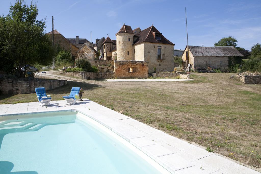 Gites Des 3 Vallees Salignac Eyvigues Exterior foto